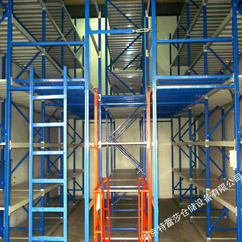 中型閣樓式貨架鋼平臺(tái)